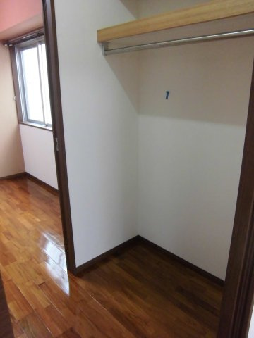ウイルの収納|※写真は別部屋になります。