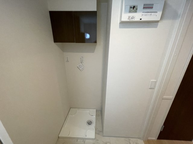 フルールの設備|室洗濯機置場