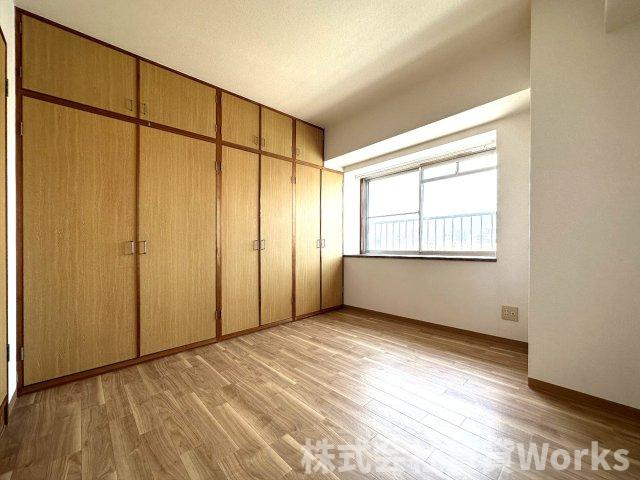 第19柴田マンションの居間・リビング|ゆったりとした居間です