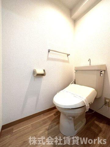 第19柴田マンションのトイレ|ゆったりとした空間のトイレです