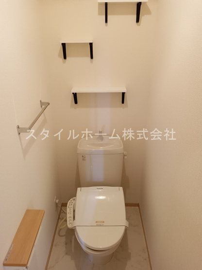 【トイレ】 | リビングタウン下地Ｆ | 別部屋写真です。