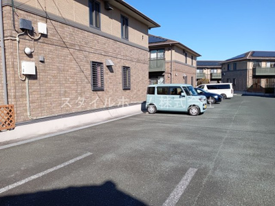 【駐車場】 | リビングタウン下地Ｆ