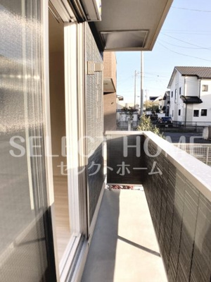 【バルコニー】 | グランルミエールⅠ棟 | 外からの目が気にならないバルコニーで洗濯物が干せます