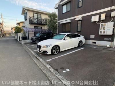 【駐車場】 | セジュール保免Ｂ