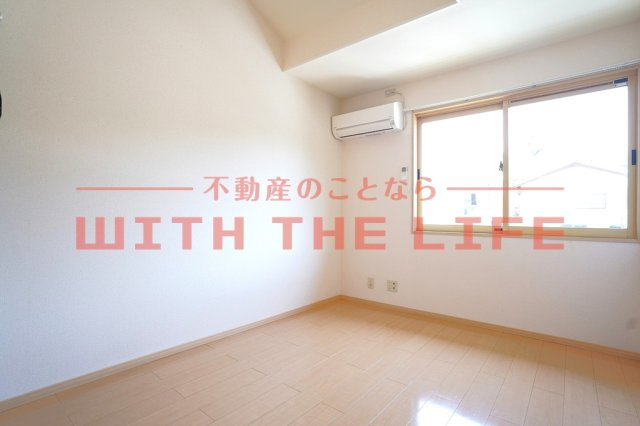 ハレアカラ【10，000円キャッシュバック対象物件】の洋室|個人の部屋や寝室として使える洋室です