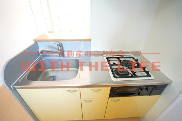 ハレアカラ【10，000円キャッシュバック対象物件】のキッチン|お料理しやすいキッチンです