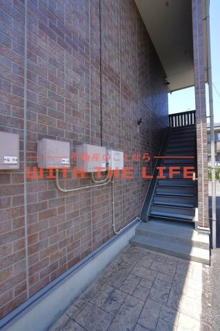 ハレアカラ【10，000円キャッシュバック対象物件】のロビー|毎日通るロビーはこのようになっています