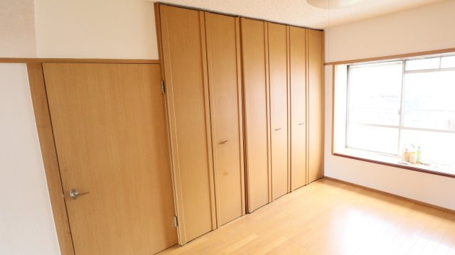 久米川駅東住宅20号棟の内装