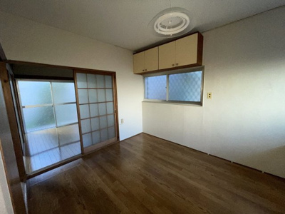 【居間・リビング】 | ロイヤルガーデン根岸台