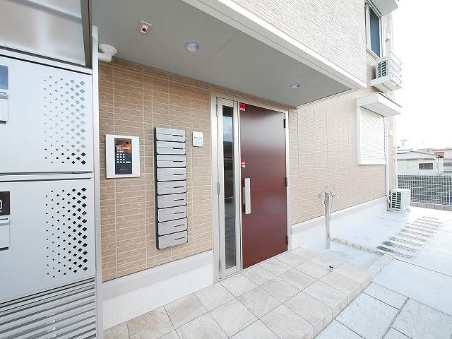 ビギーウエストのエントランス|落ち着いたエントランスです