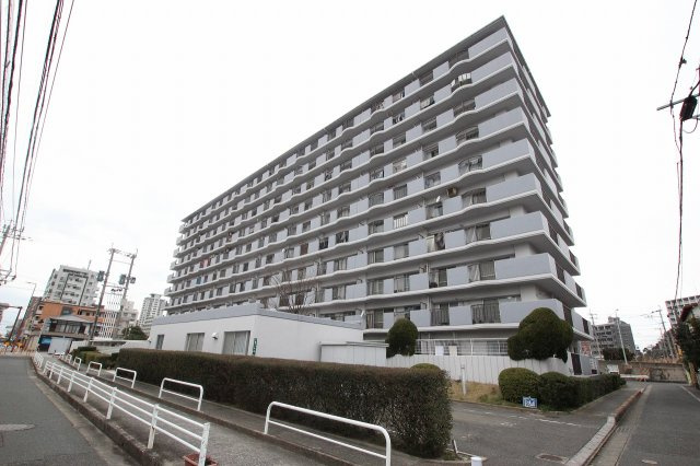 コープ野村姪浜の外観