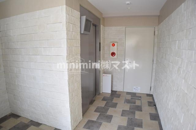 Ｊクレストドーム前のロビー