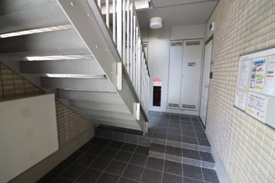 【ロビー】 | フルリール