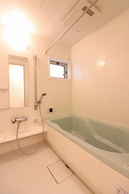 【浴室】 | フルリール | ゆったり過ごせるお風呂です