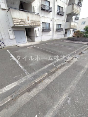 【駐車場】 | ヴィラスクエア２