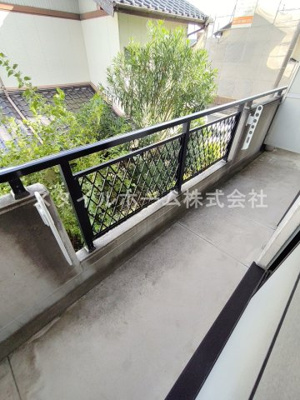 【バルコニー】 | ヴィラスクエア２