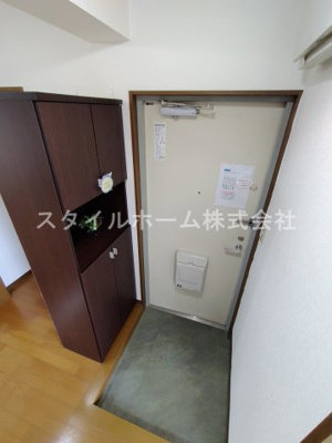 【玄関】 | ヴィラスクエア２