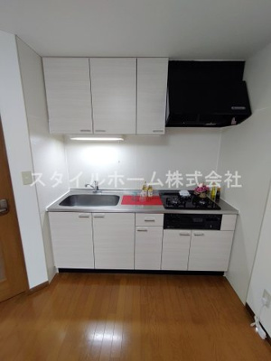 【キッチン】 | ヴィラスクエア２