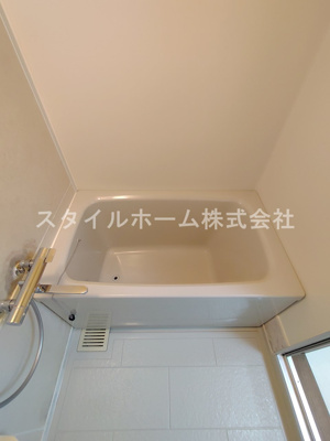 【浴室】 | ヴィラスクエア２