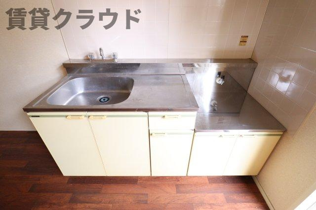 ファミール川戸のキッチン