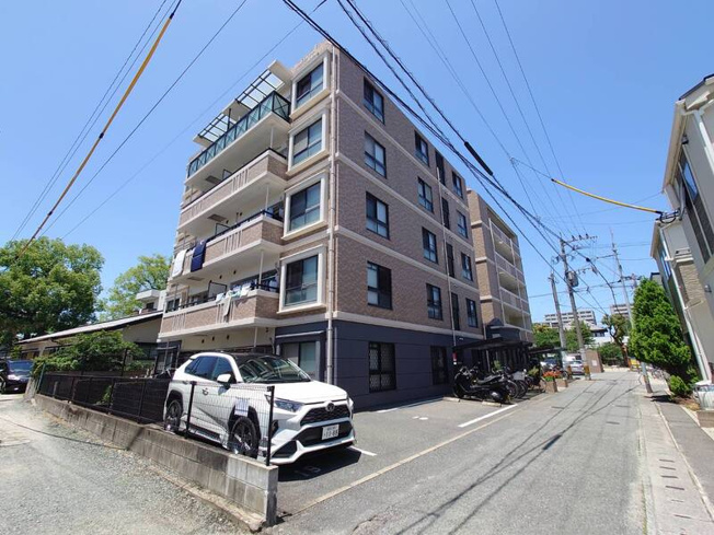 【外観】 | ブルーラグーン吉塚南 | 外観も気になるポイント