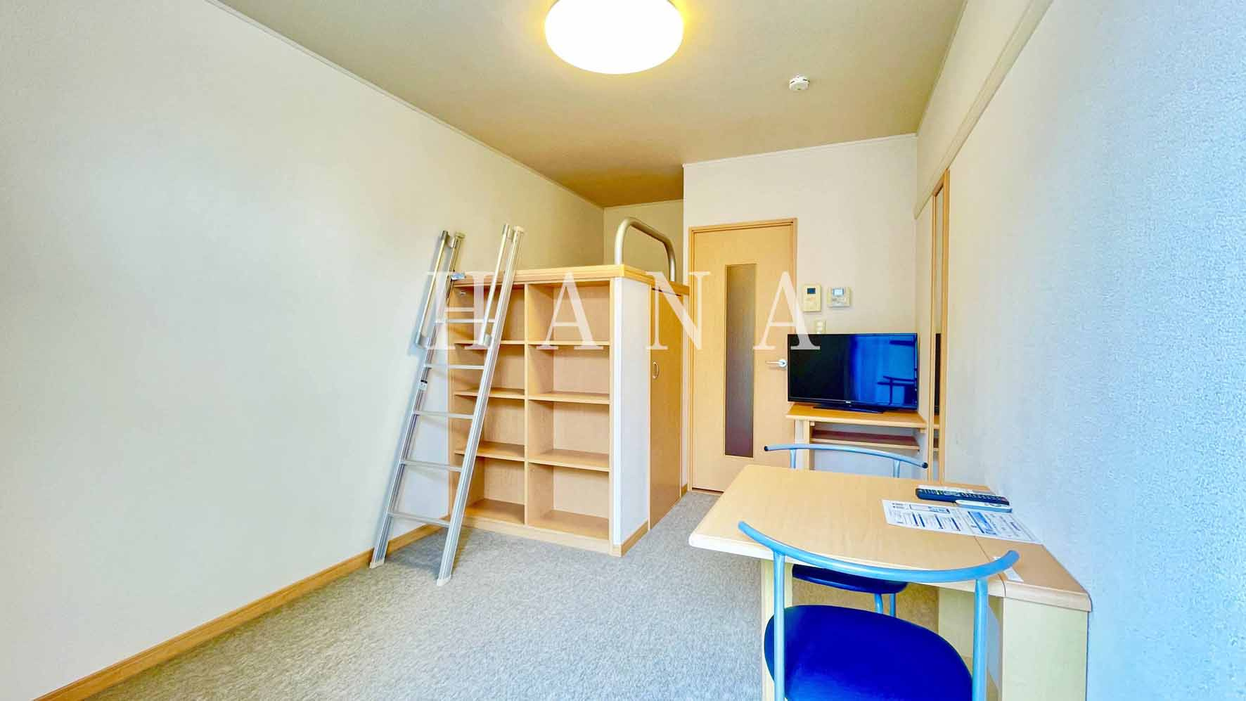 レオパレス若山の寝室