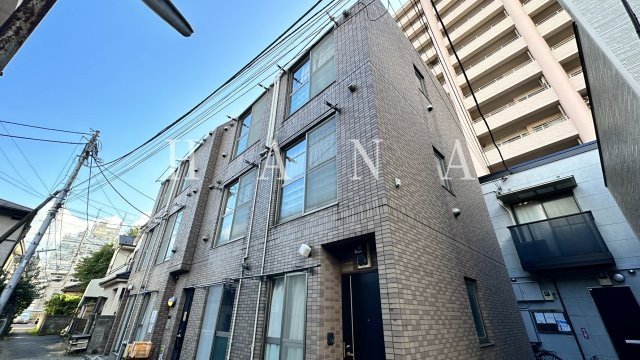 メゾンジュネスの外観