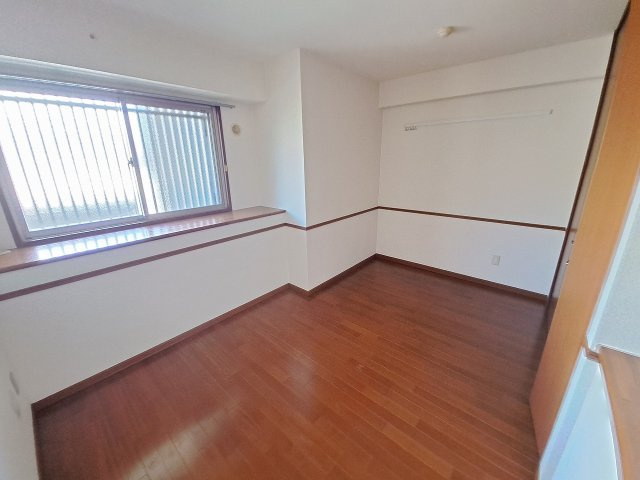 アイエフノヴァ上甲子園の寝室