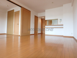 【居間・リビング】 | ミレニアムコート青葉台 | リビング