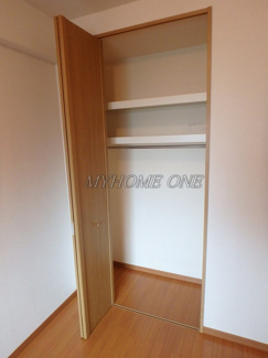 【収納】 | ミレニアムコート青葉台 | 洋室5.2帖収納