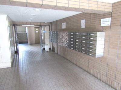 【エントランス】 | レヂオンス甲府パートⅡ　4F | 毎日通るエントランスはこのようになっています