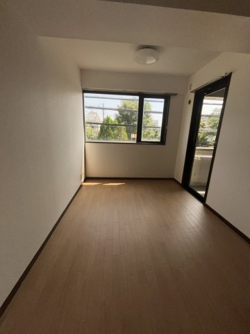 調布市布田２丁目の賃貸マンションの寝室