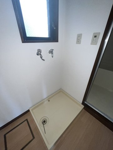 調布市布田２丁目の賃貸マンションの洗面所