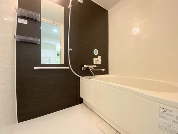 【浴室】 | ベルヴィル朝霧