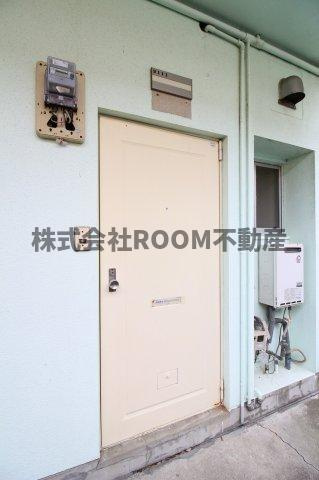 第2年見マンションの玄関