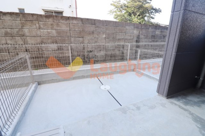 【バルコニー】 | コロンⅡ | 陽当たり良好なバルコニーです