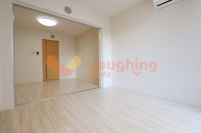 【寝室】 | コロンⅡ | 使い勝手のいい寝室です