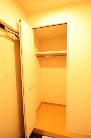 千葉市花見川区花園１丁目のアパートの収納|物入れ