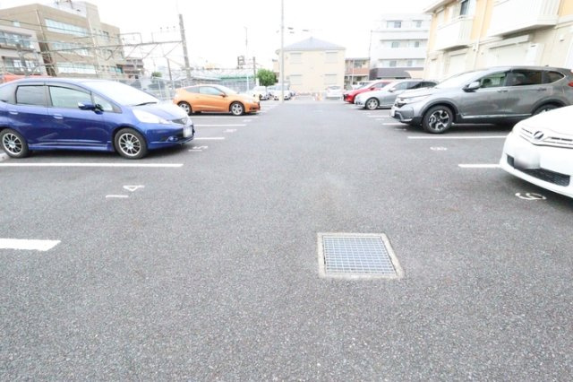 千葉市花見川区花園１丁目のアパートの駐車場|駐車場（要空き確認）