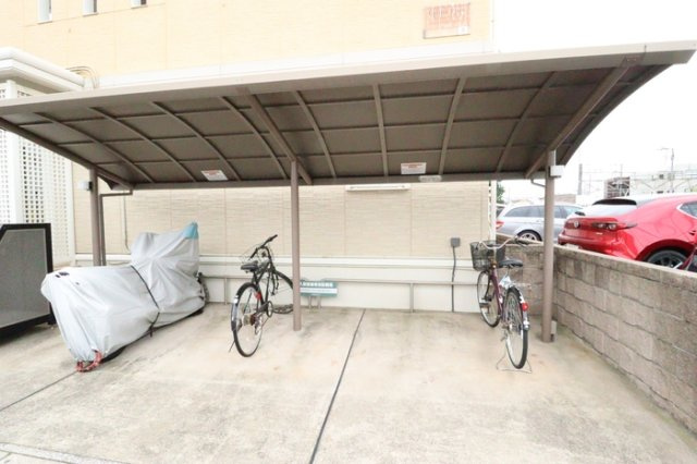千葉市花見川区花園１丁目のアパートのその他共用部分|駐輪場