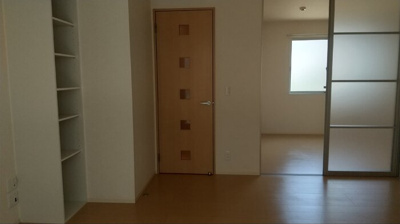 【居間・リビング】 | アムールA棟 | おしゃれな居間です