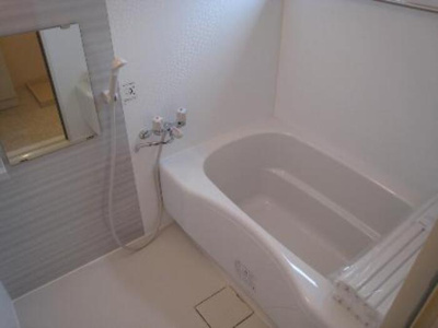 【浴室】 | アムールA棟 | お風呂で日々の疲れを落としましょう