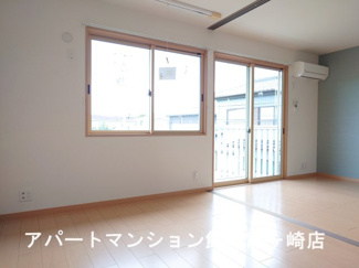 【寝室】 | アークグレイスⅢ
