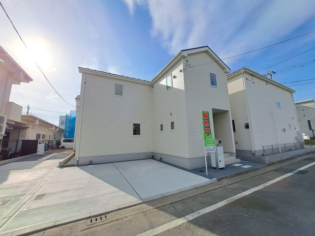 新築　前橋市南町22-1期　LIGNAGE　2号棟の外観|現地写真　完成しました！ご内覧等、お気軽にお問合せください♪　
