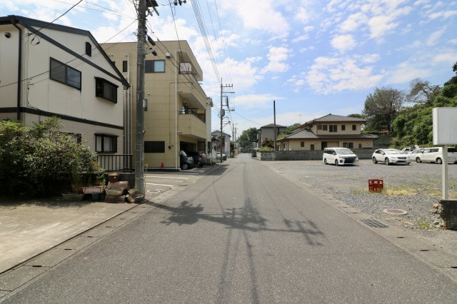 足利市田中町の売地の前面道路含む現地写真