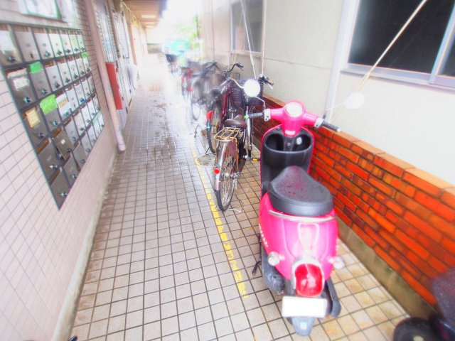 サンローレル船越のロビー