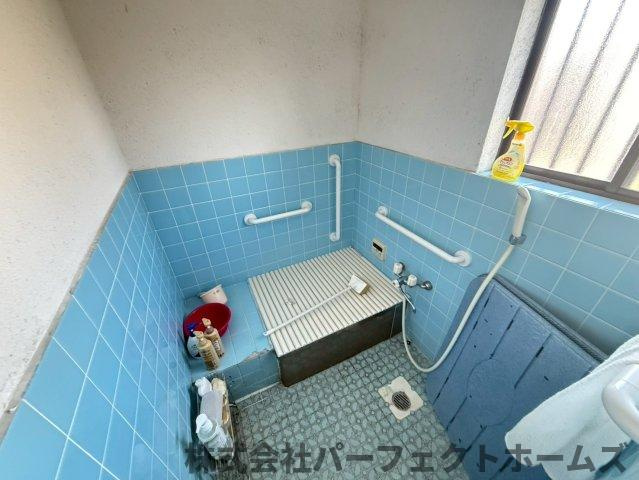 津田東町２丁目中古戸建の浴室|お風呂で日々の疲れを落としましょう