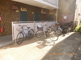 【その他共用部分】 | 敷地内に、駐輪場有り