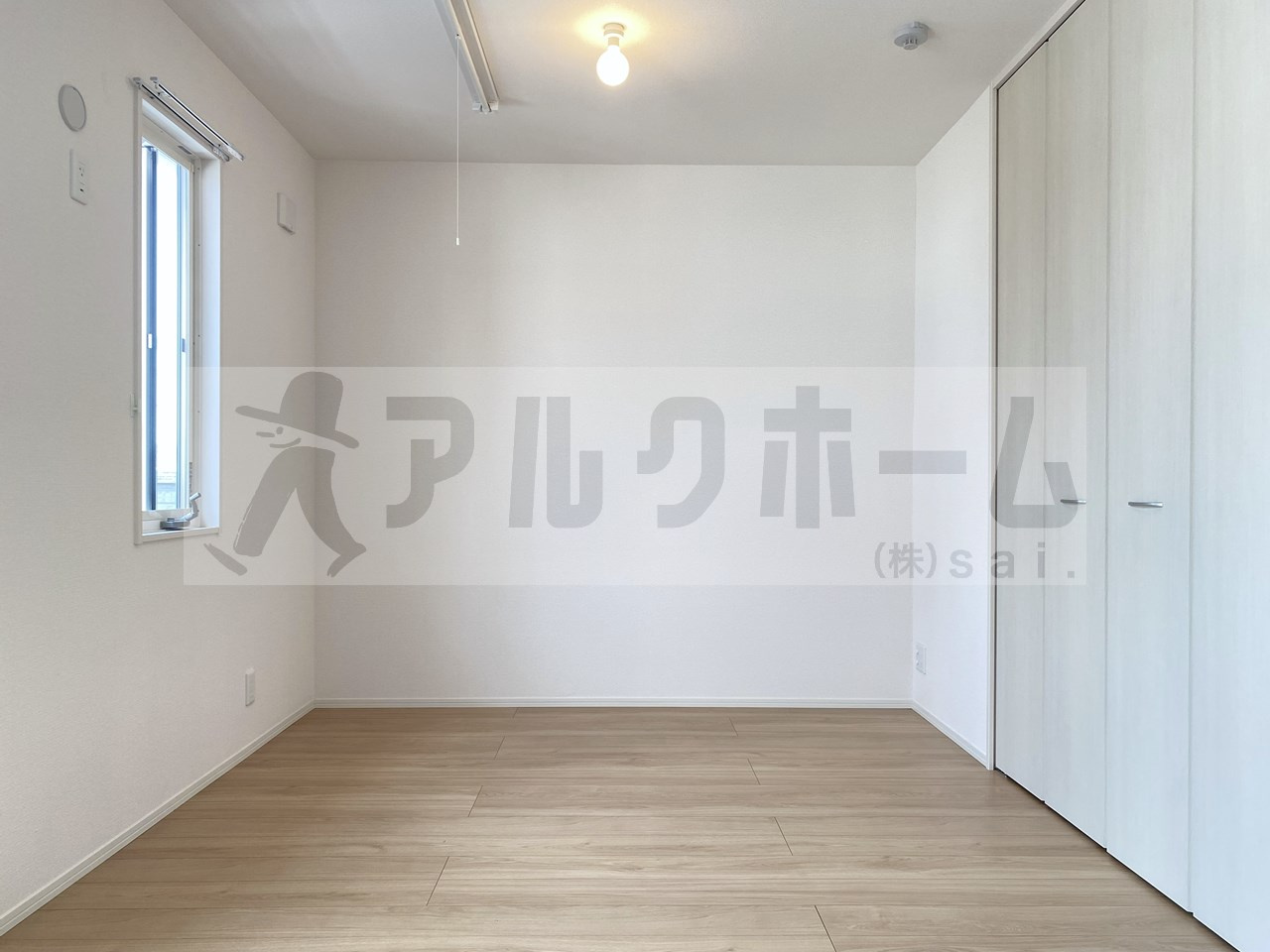 エスポワール老原の洋室