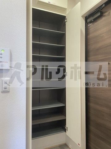 エスポワール老原の玄関